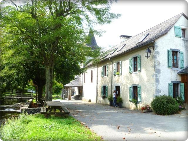 Gites Communaux A Lourdios エクステリア 写真